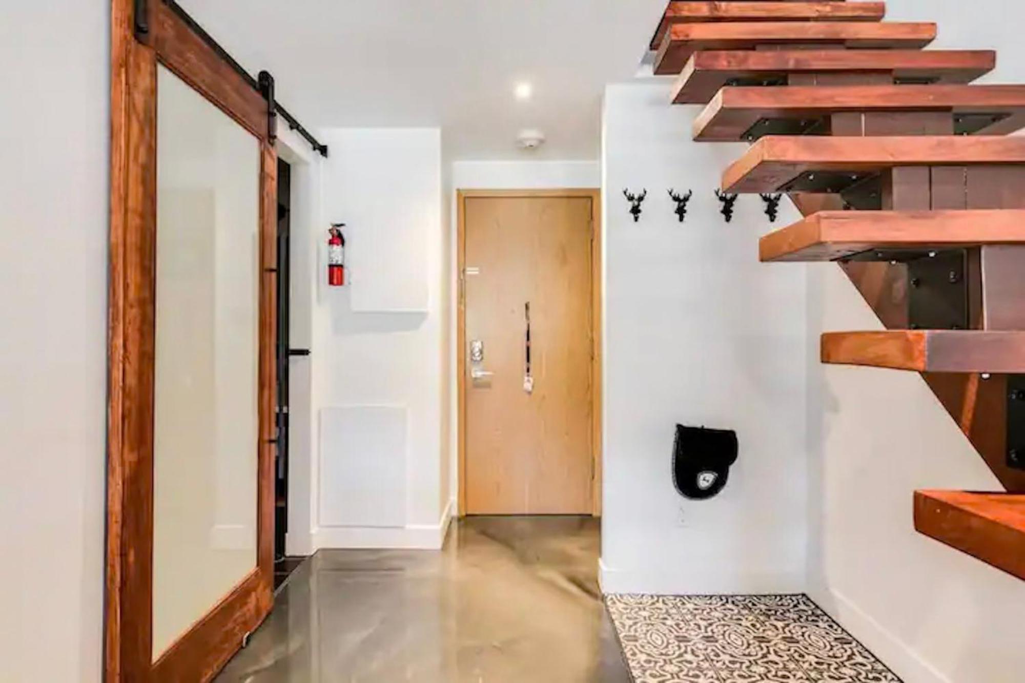 Condo Moderne, Escapade Vacance, Vue Sur Montagnes Экстерьер фото